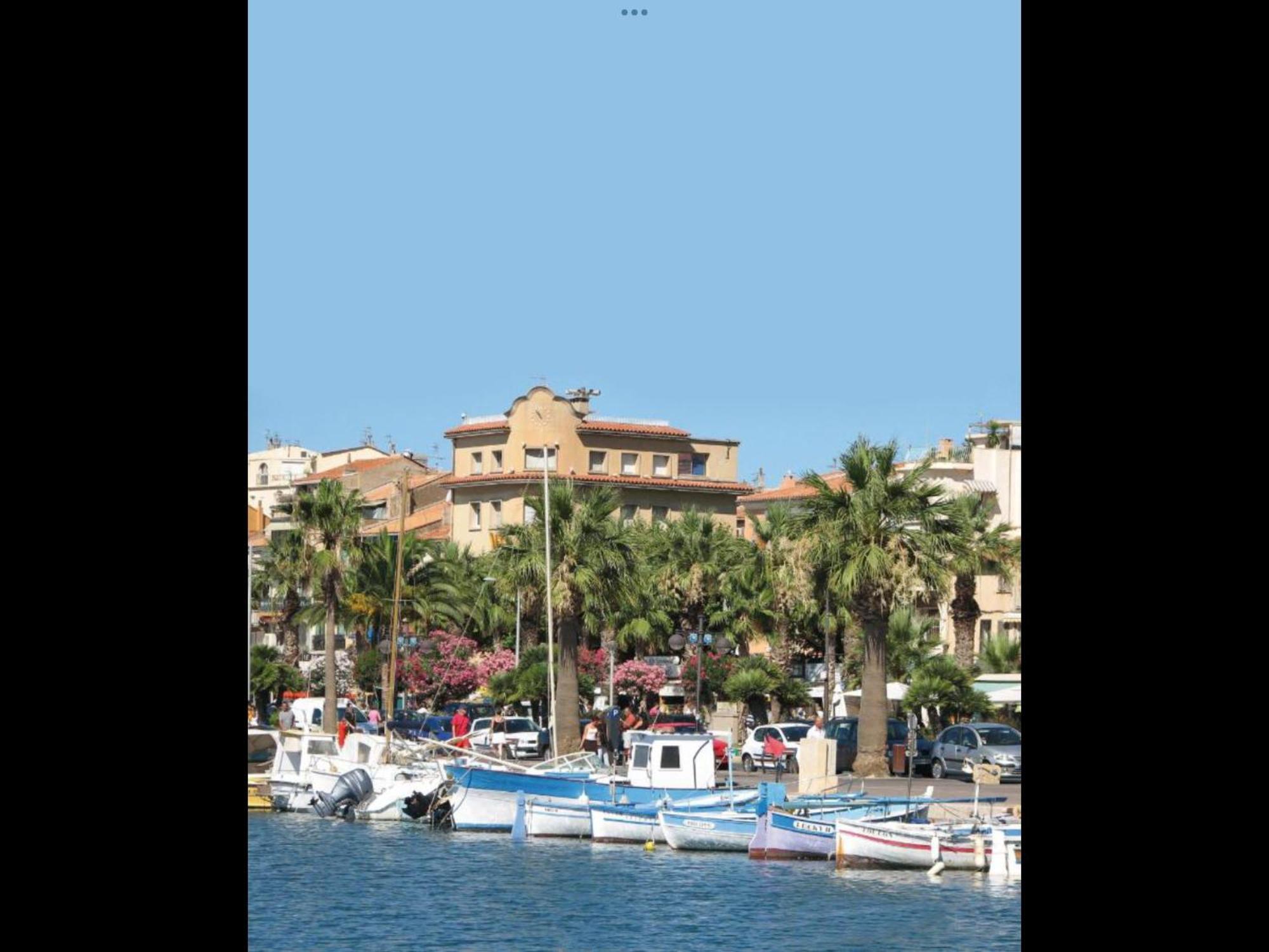 T2 Bandol Ideal Vacances 2 Etoiles Luaran gambar